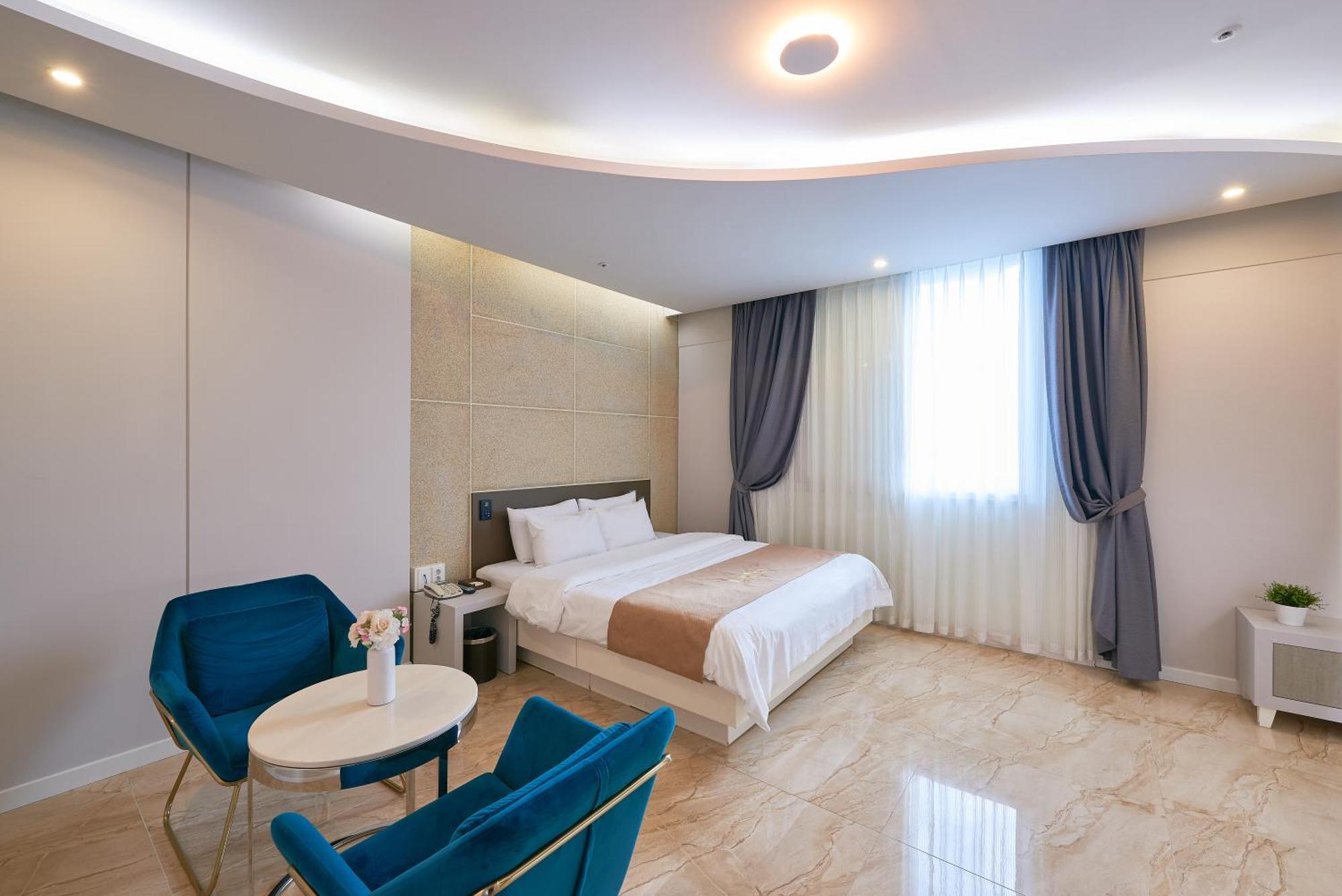 Dubai Hotel Gwangju Metropolitan City Extérieur photo
