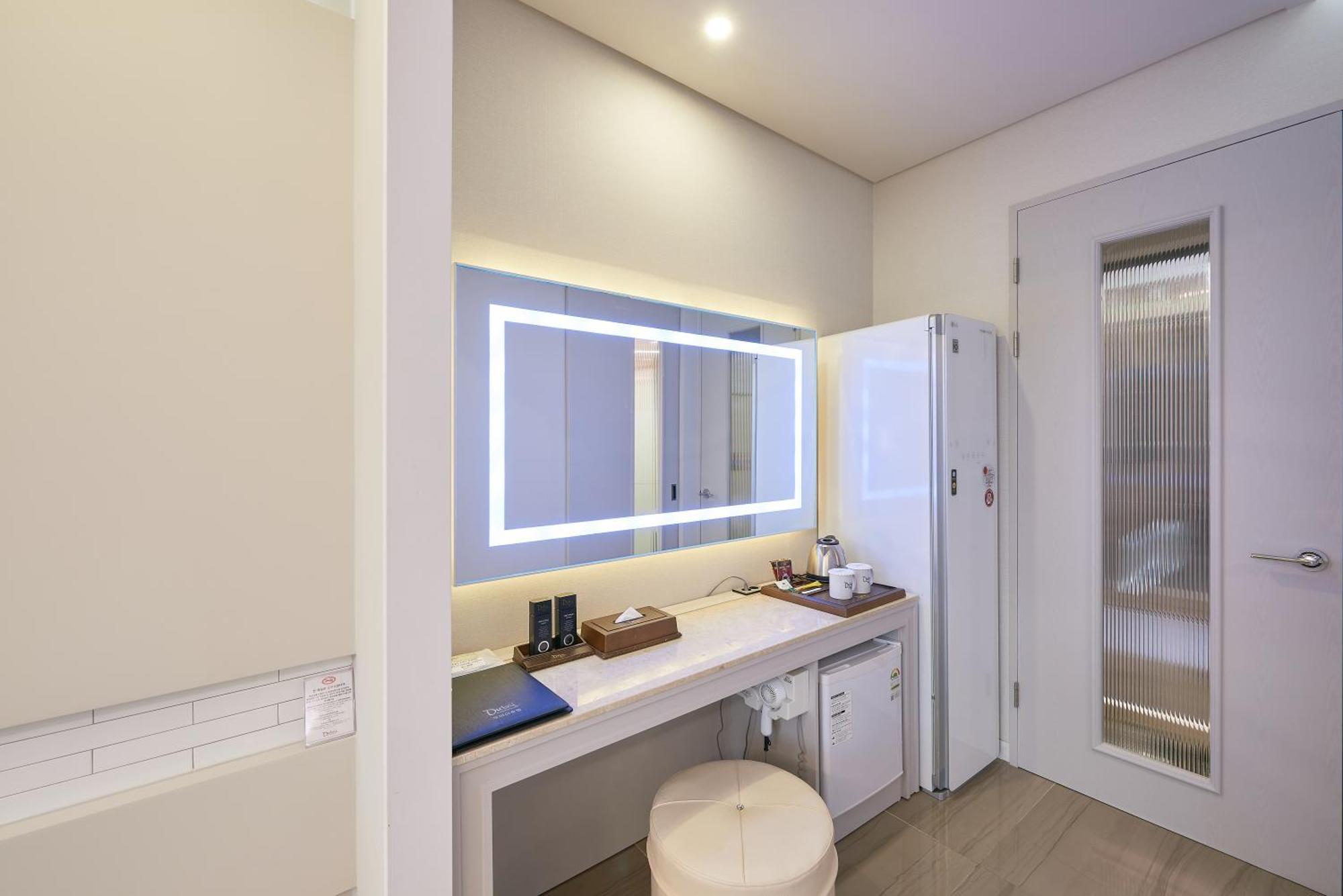 Dubai Hotel Gwangju Metropolitan City Extérieur photo
