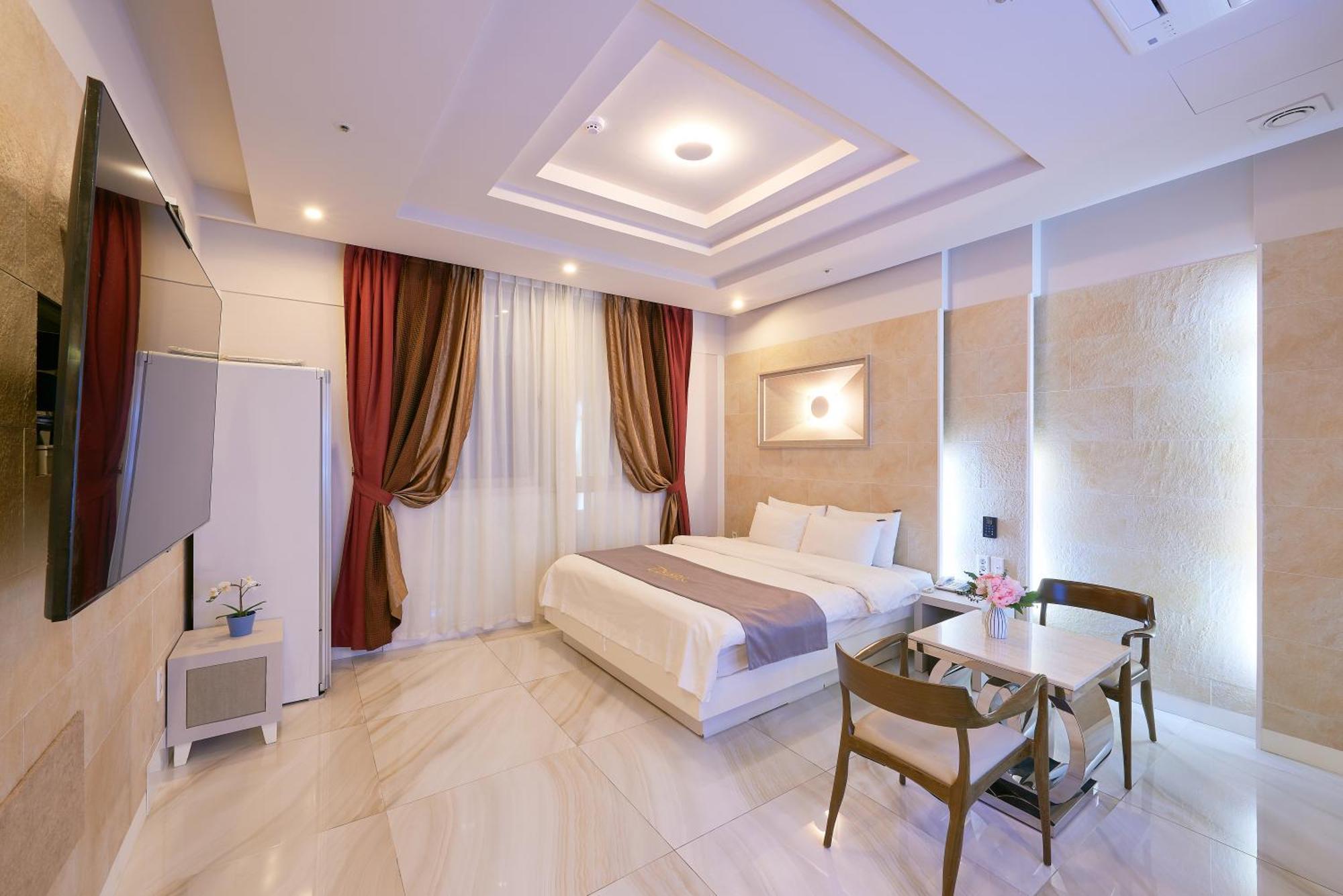 Dubai Hotel Gwangju Metropolitan City Extérieur photo
