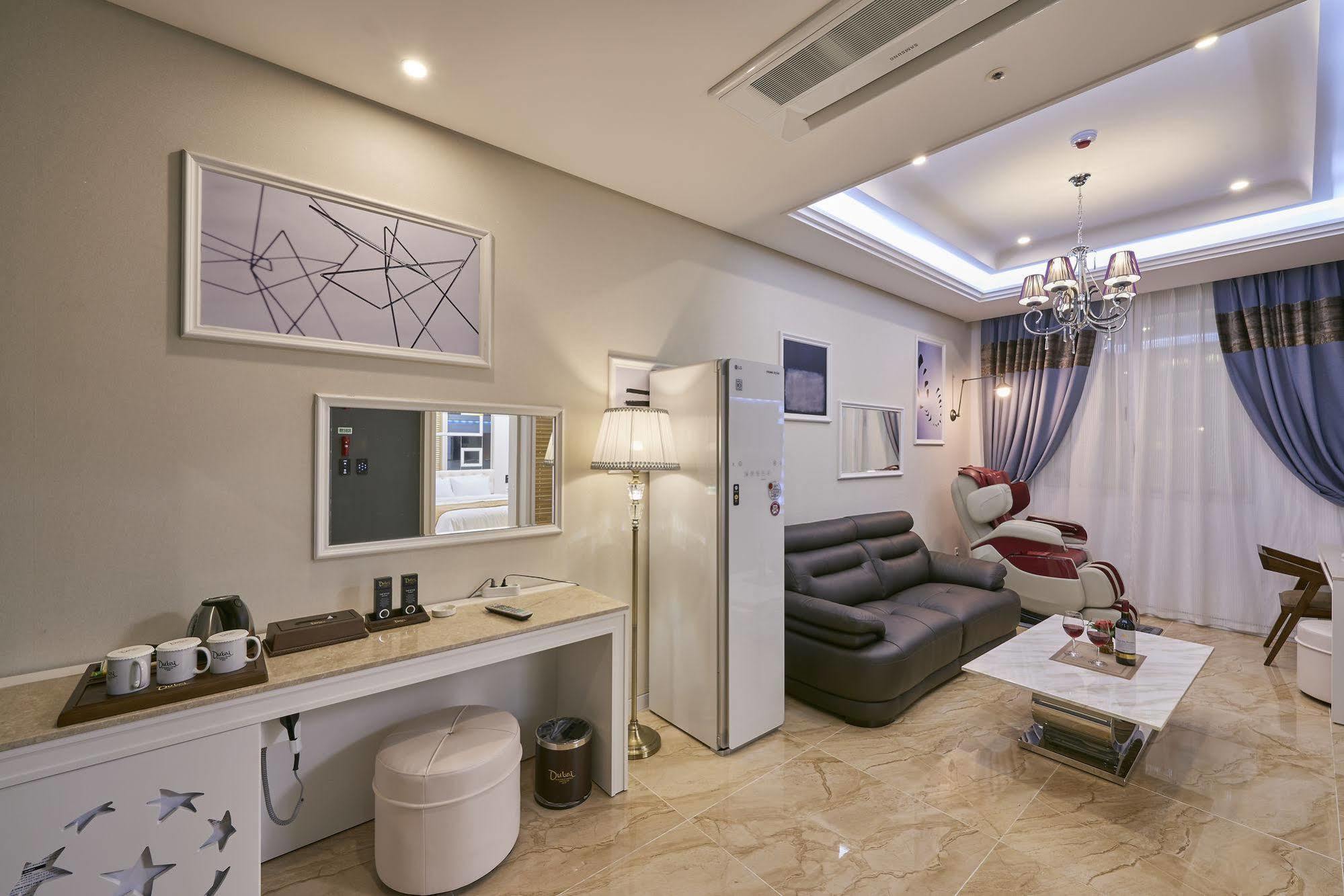 Dubai Hotel Gwangju Metropolitan City Extérieur photo