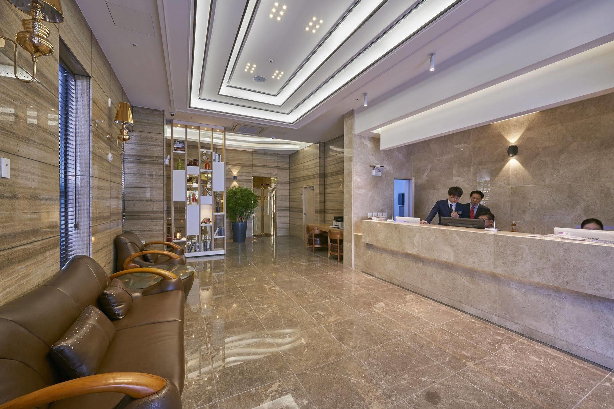 Dubai Hotel Gwangju Metropolitan City Extérieur photo