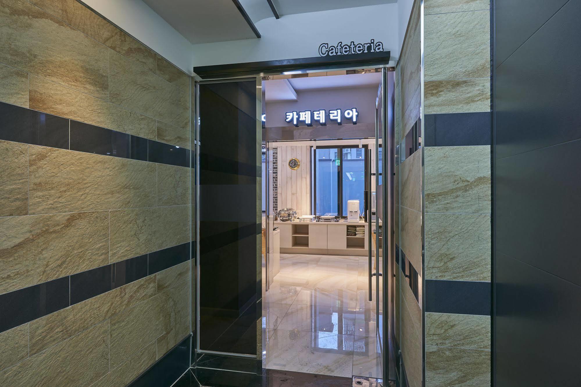 Dubai Hotel Gwangju Metropolitan City Extérieur photo